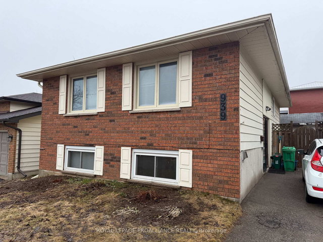 Main Floor - 939 Dainard Drive