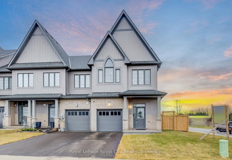 home for sale on 484 Adelaide Street