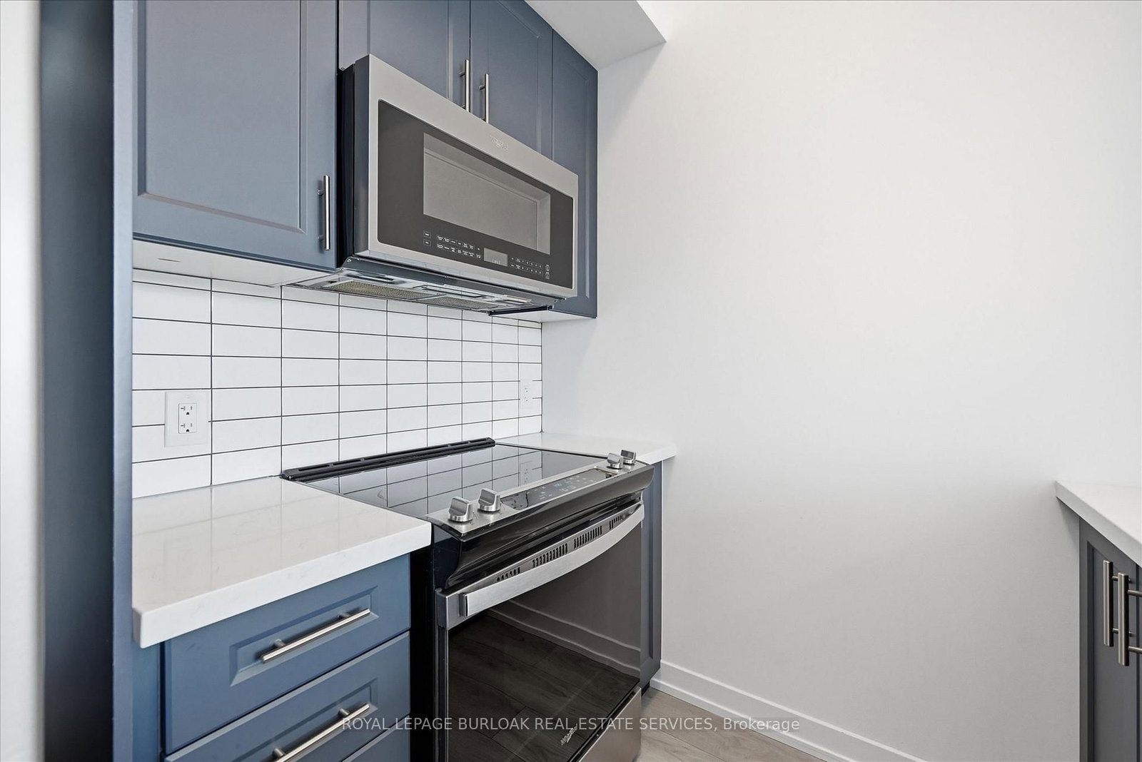 460 Dundas Street, Unit 1212 - Photo 18