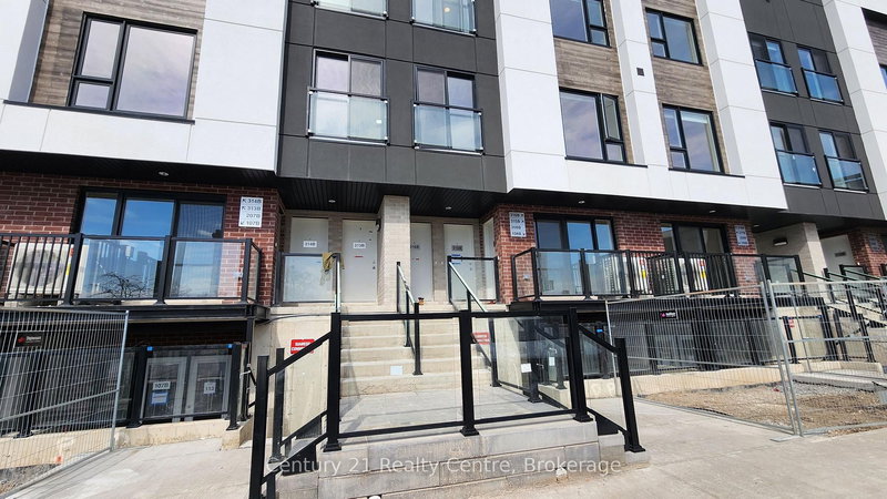 home for lease on 208B-16 Melbourne Avenue