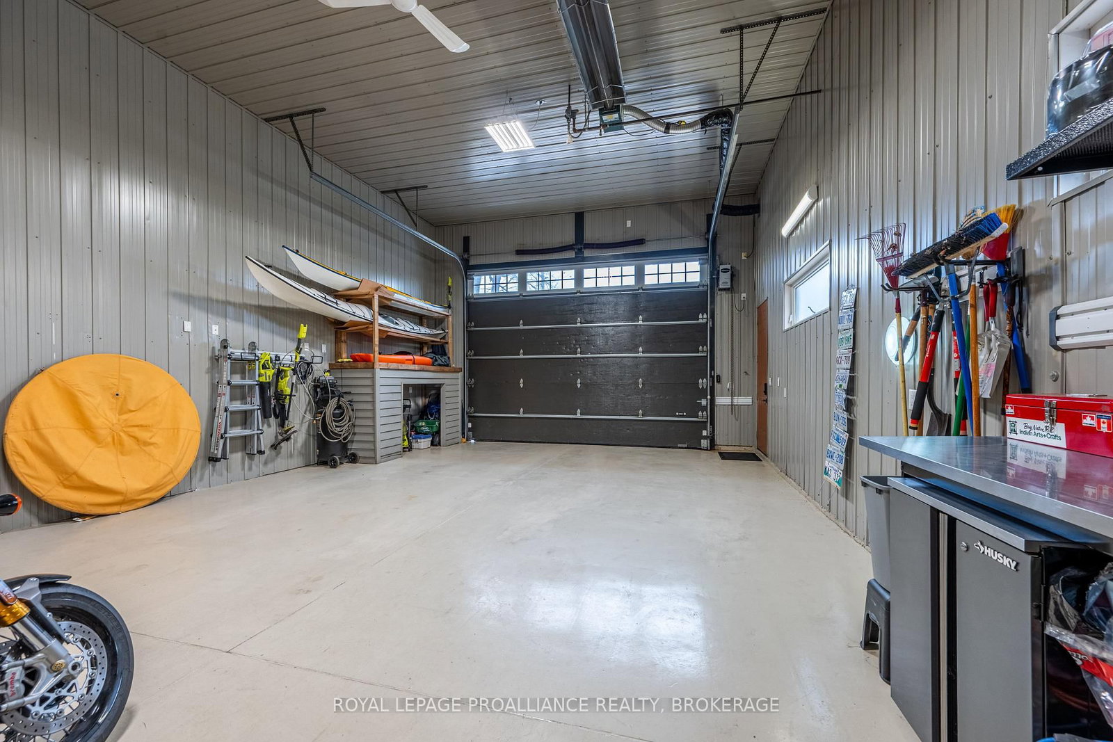 Listing Image 44