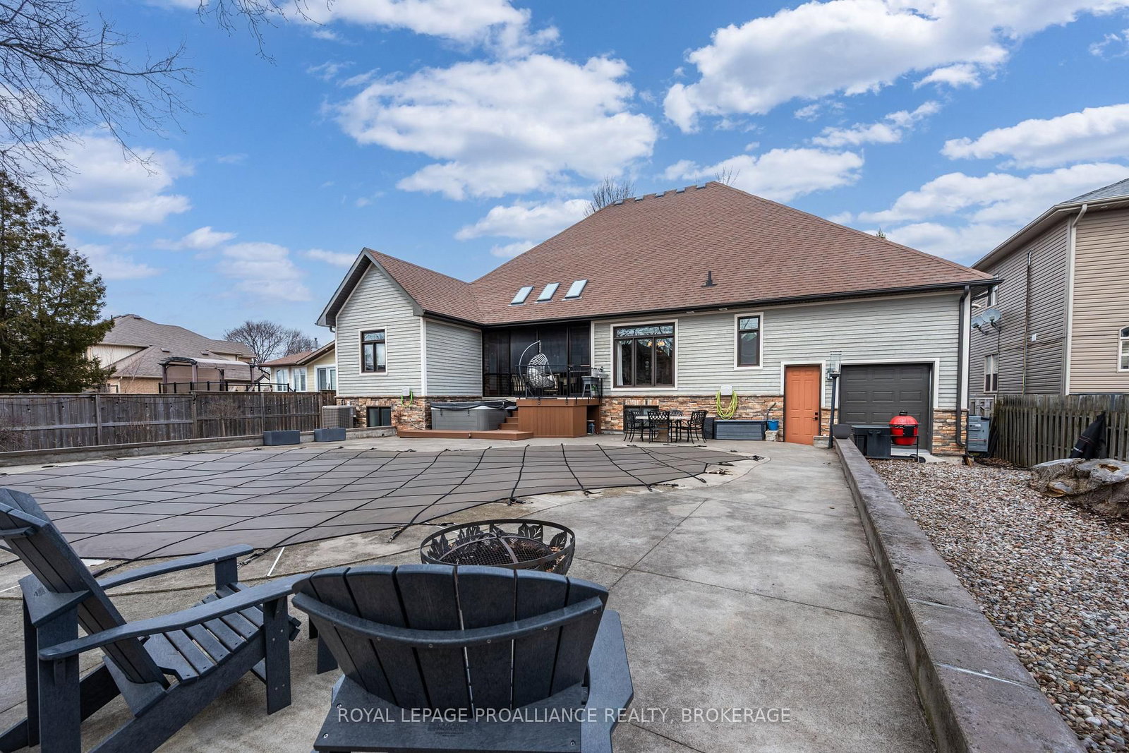 Listing Image 47