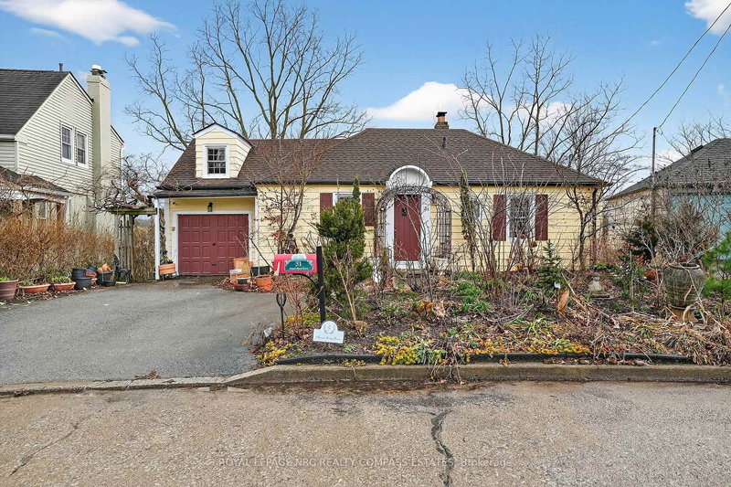 31 Queen Mary Dr, St. Catharines, L2R 2J3 | Image 2