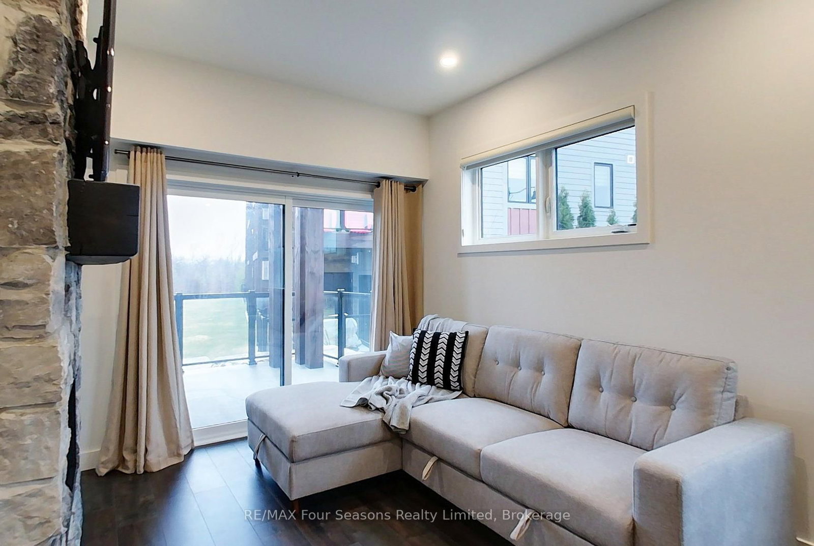 12 BEAUSOLEIL Lane • #107 • Blue Mountains, ON photo 15