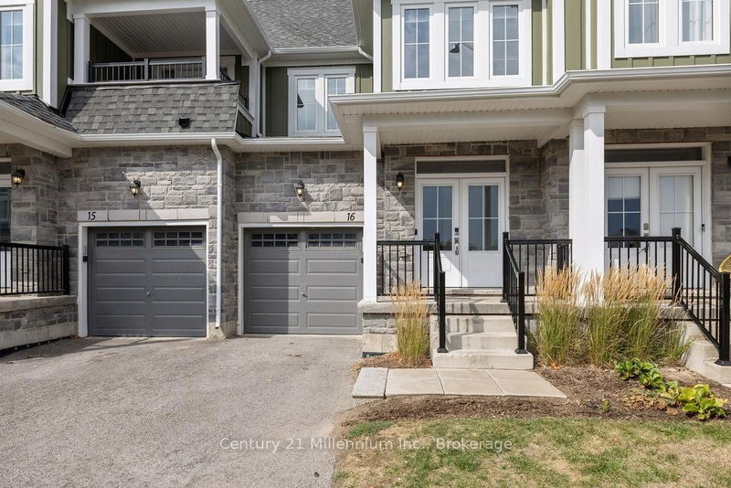 16 - 218 Crosswinds Blvd, Blue Mountains, L9Y 5S8 | Image 2