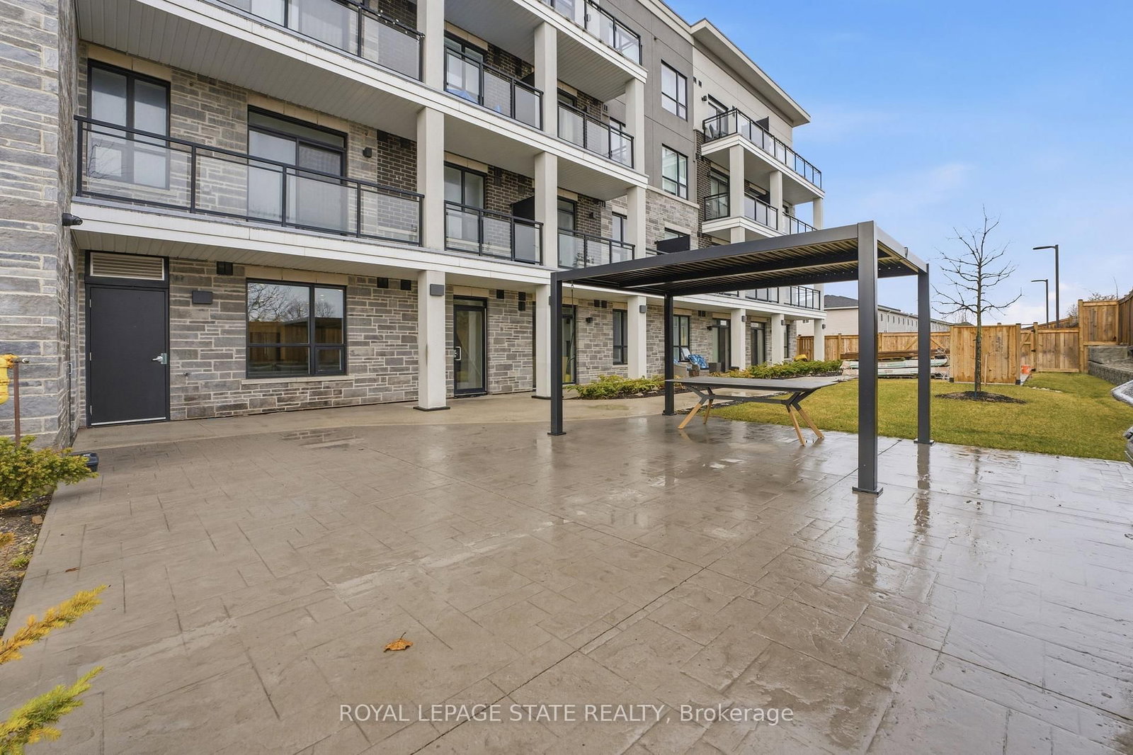 120 Springvalley Crescent, Unit 203 - Photo 17