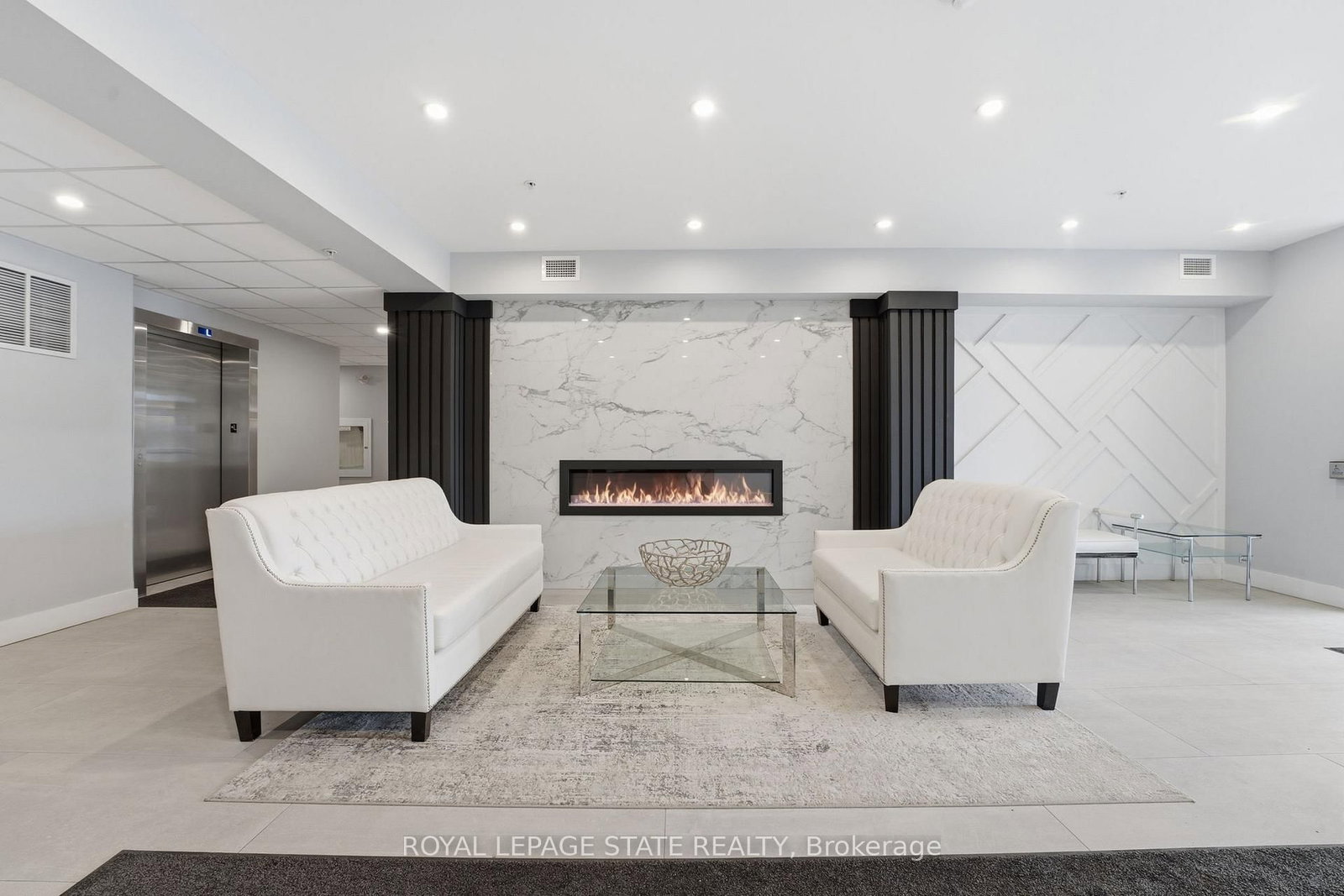 120 Springvalley Crescent, Unit 203 - Photo 22