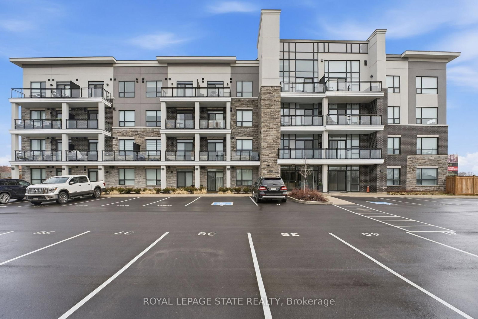 120 Springvalley Crescent, Unit 203 - Photo 24