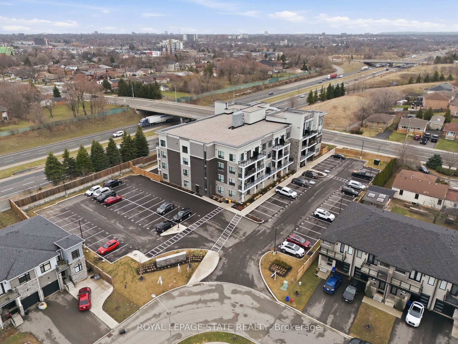 120 Springvalley Crescent, Unit 203 - Photo 26