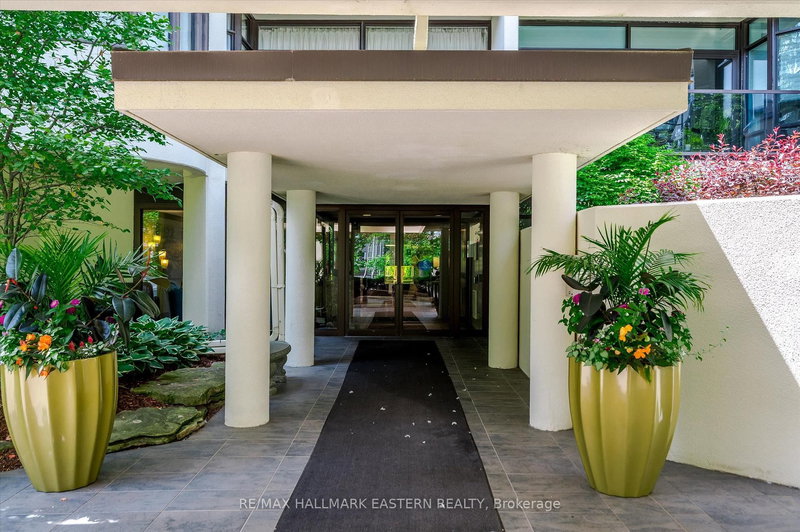 204 - 1818 Cherryhill Rd, Peterborough, K9K 1S6 | Image 2