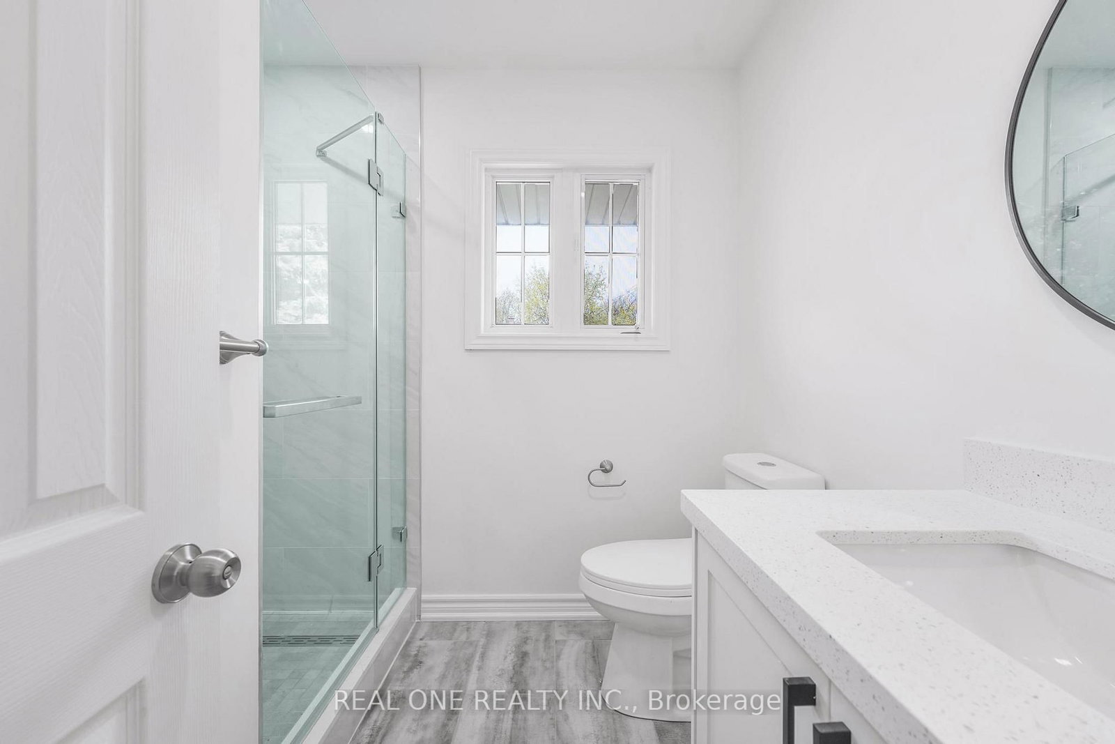 22 Halam Avenue, Unit Upper - Photo 13