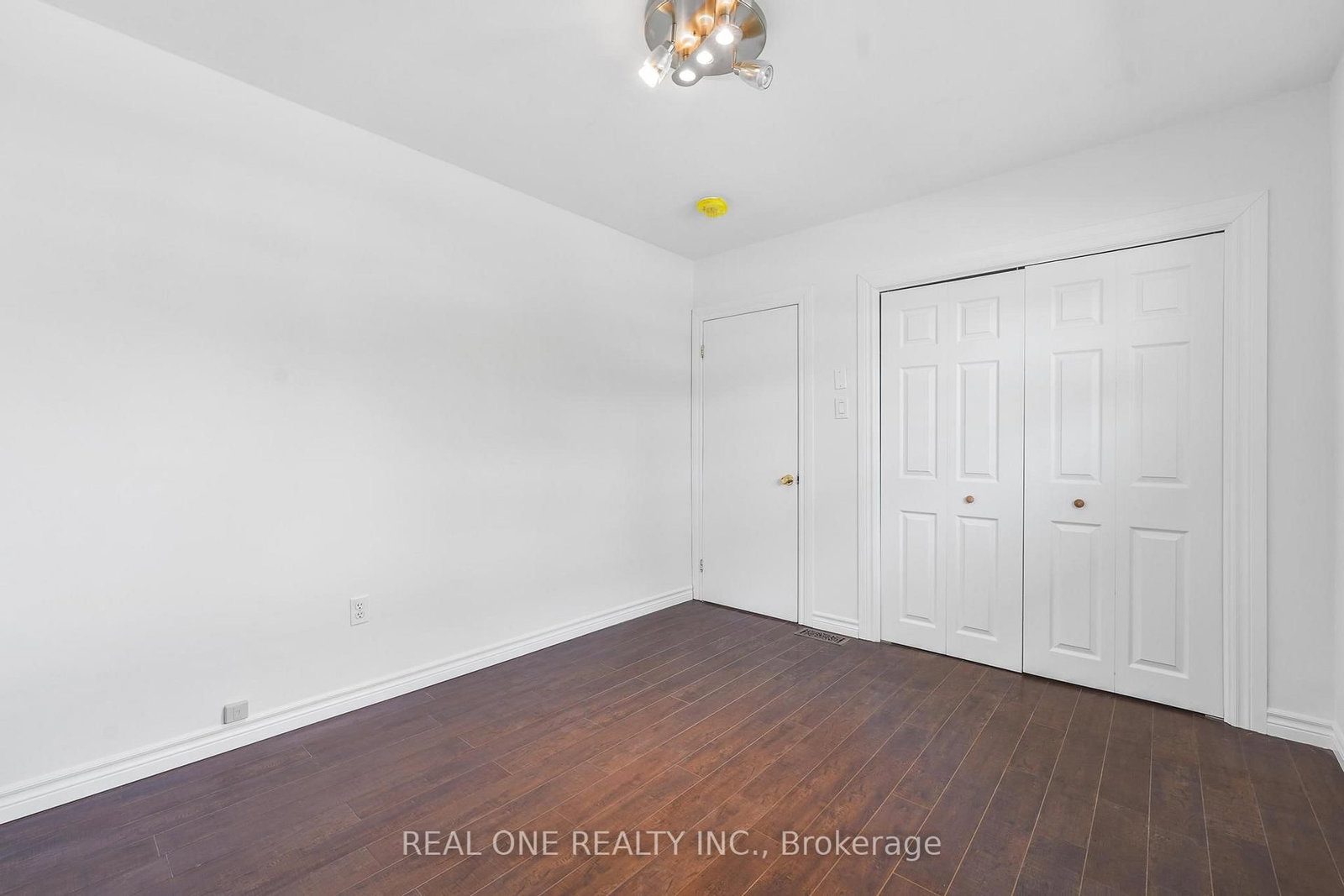 22 Halam Avenue, Unit Upper - Photo 15