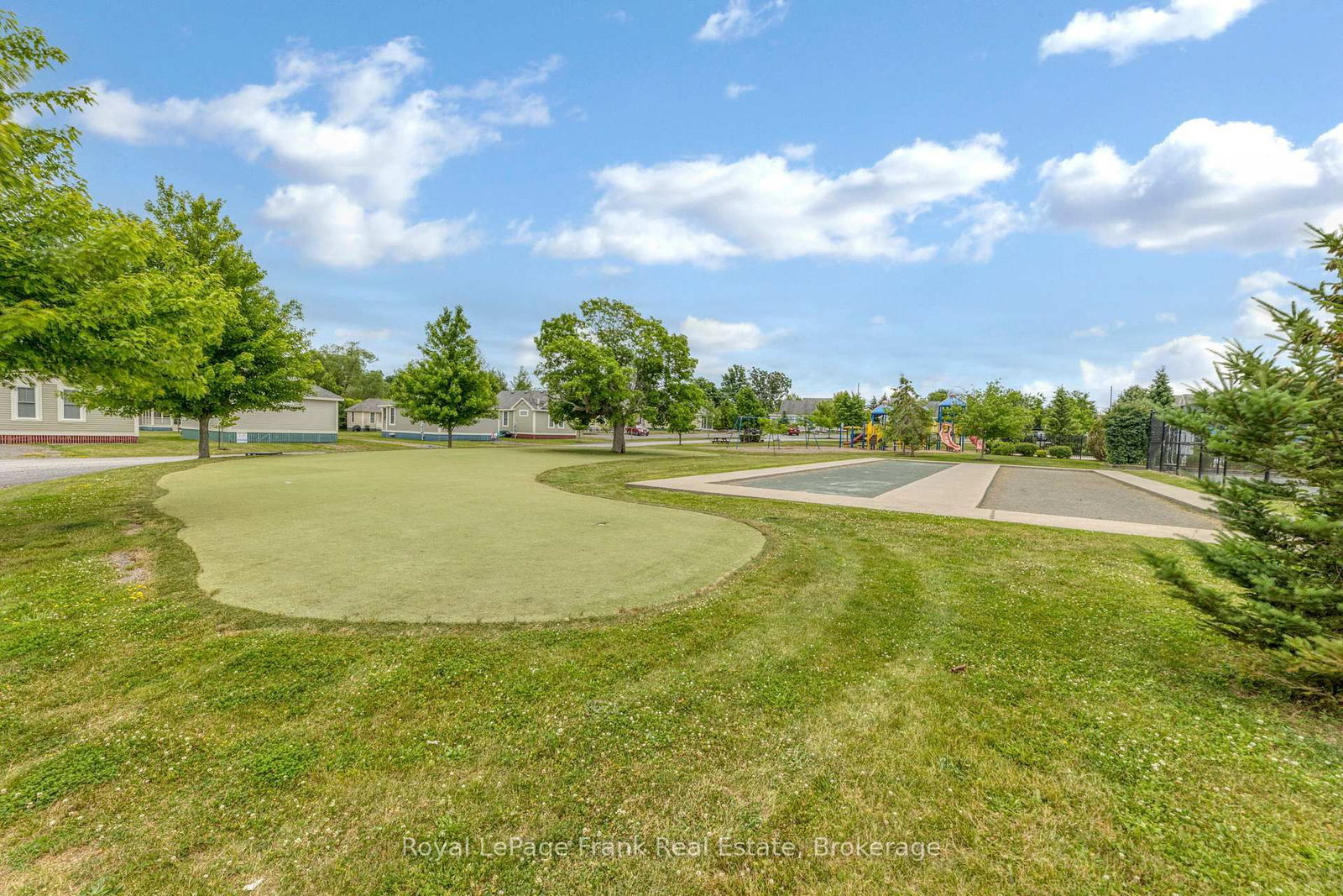 25 Butternut Lane • #33 • Prince Edward County, ON photo 24