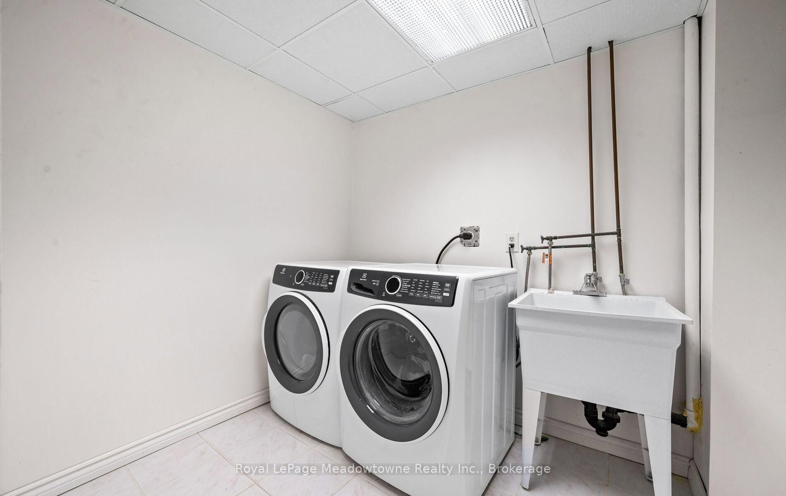 3 Houndtrail Drive - Photo 34