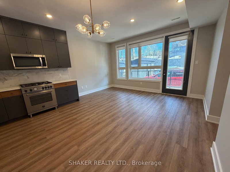 1 - 304 ELMGROVE Ave, Ottawa, K1Z 6V1 | Image 3