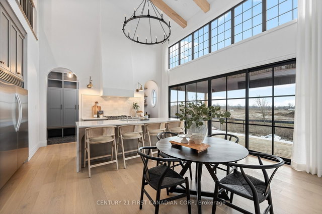 204 FOXBOROUGH Place