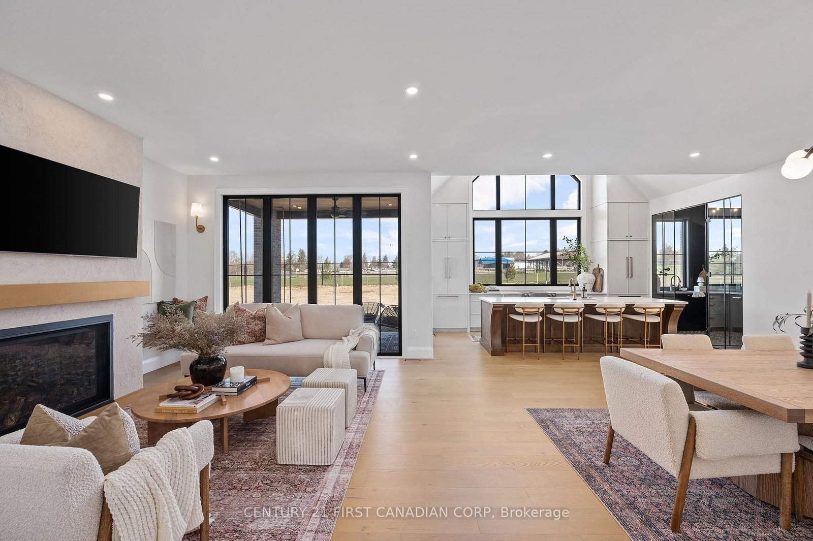 208 FOXBOROUGH Place • Thames Centre, ON photo 8