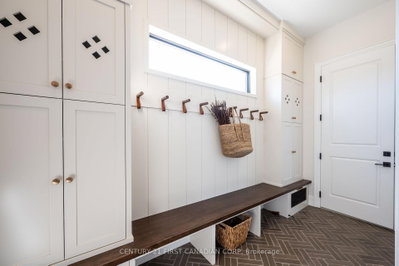 208 FOXBOROUGH Place • Thames Centre, ON photo 9