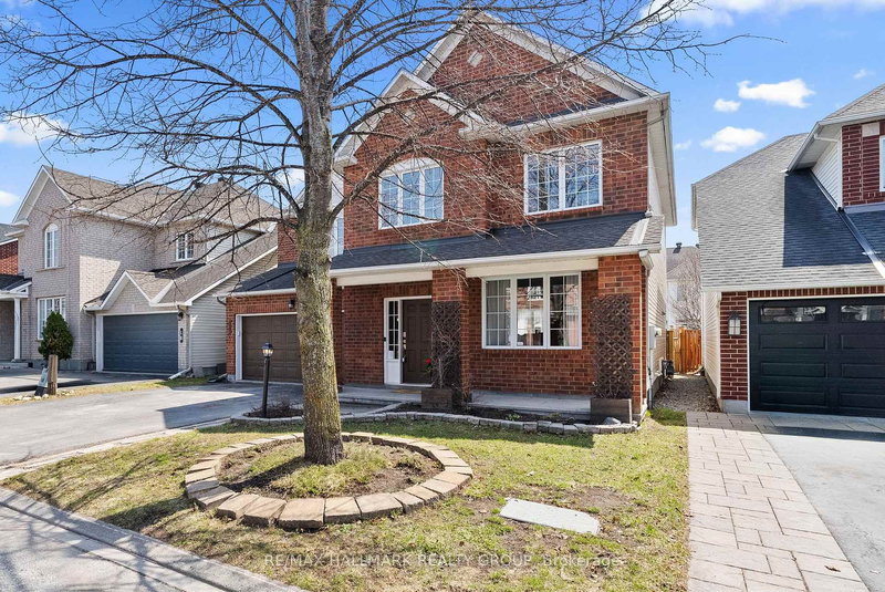 18 Irish Rose Cres, Ottawa, K2J 4T7 | Image 3