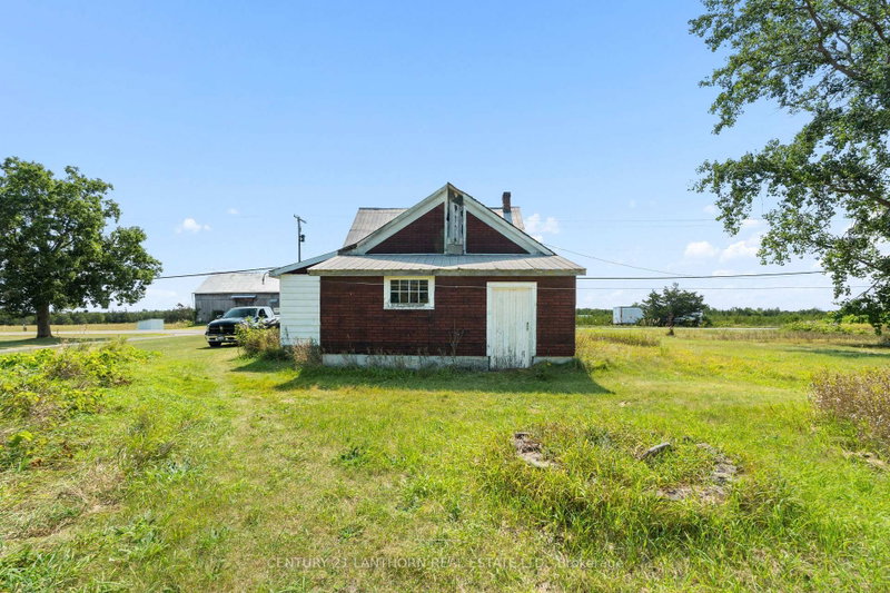 1677 County 8 Rd photo 5