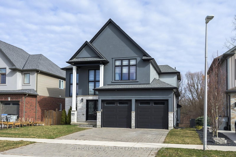 211 Union Ave, Middlesex Centre, N0L 1R0 | Image 2