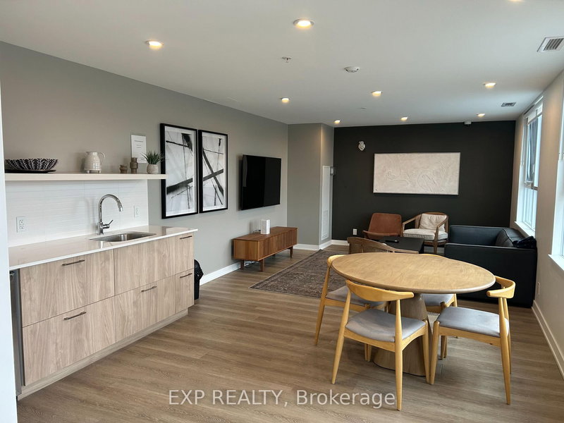 203 - 19 ROBINSON Ave, Ottawa, K1S 8N8 | Image 2