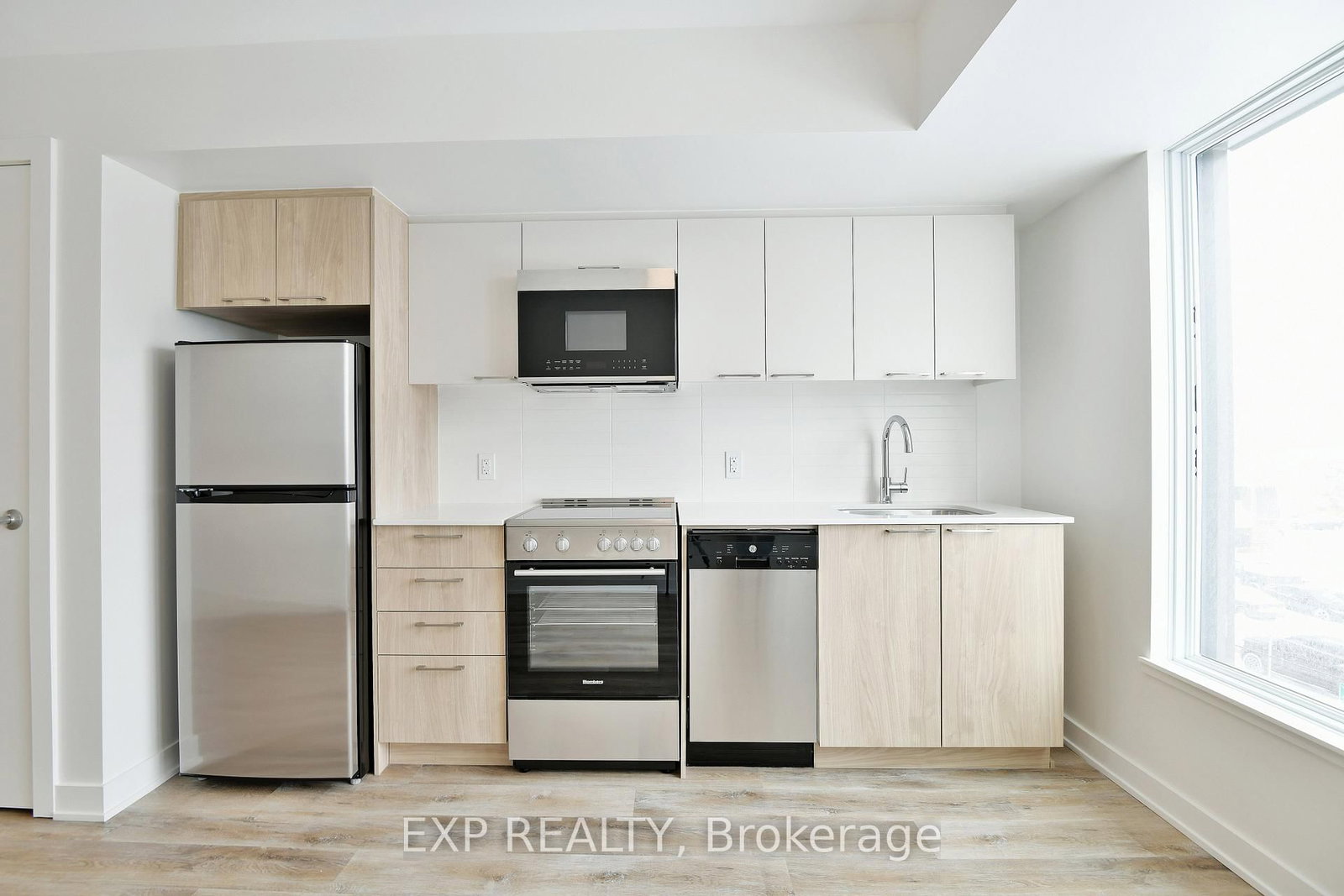 134 ROBINSON Avenue, Unit 302 - Photo 10