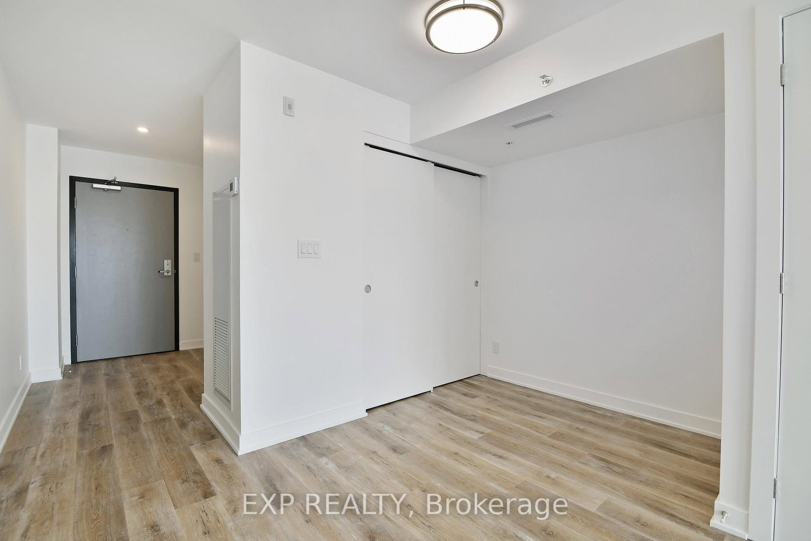 134 ROBINSON Avenue, Unit 302 - Photo 4