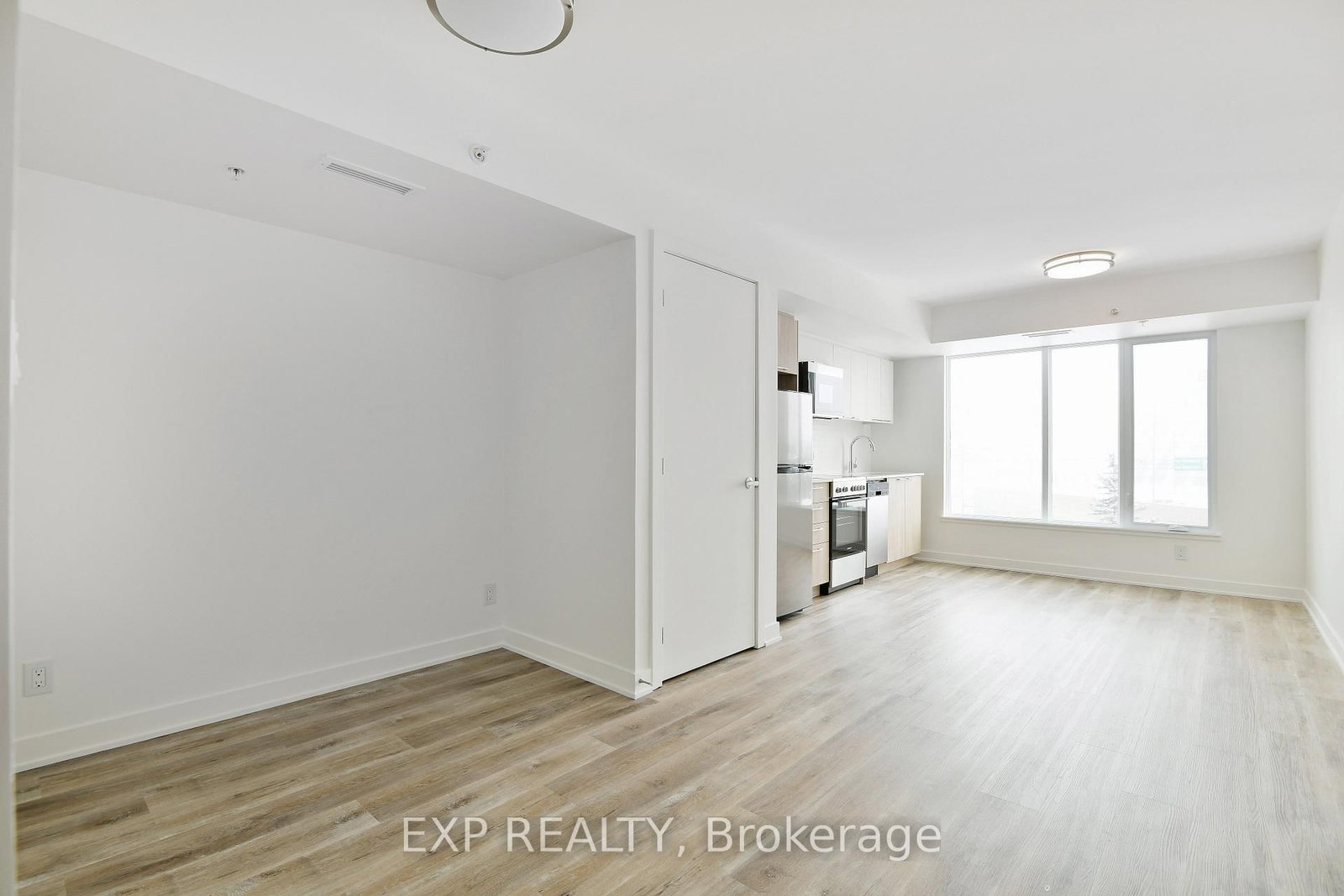 134 ROBINSON Avenue, Unit 302 - Photo 5