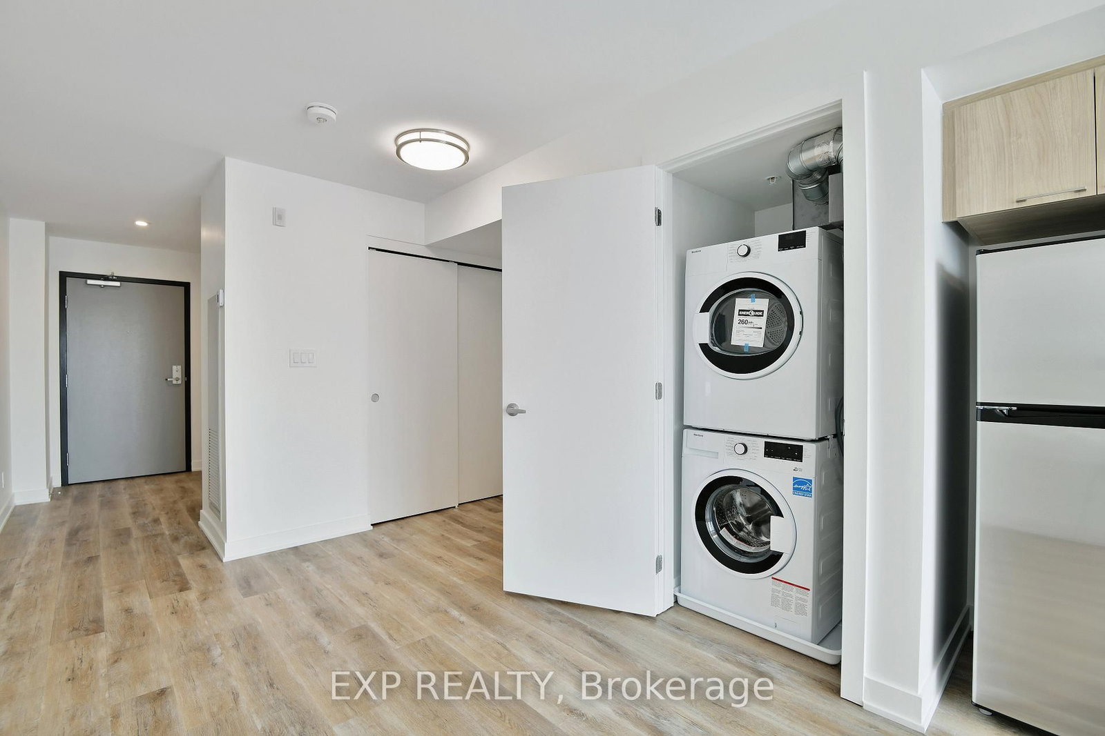 134 ROBINSON Avenue, Unit 302 - Photo 6