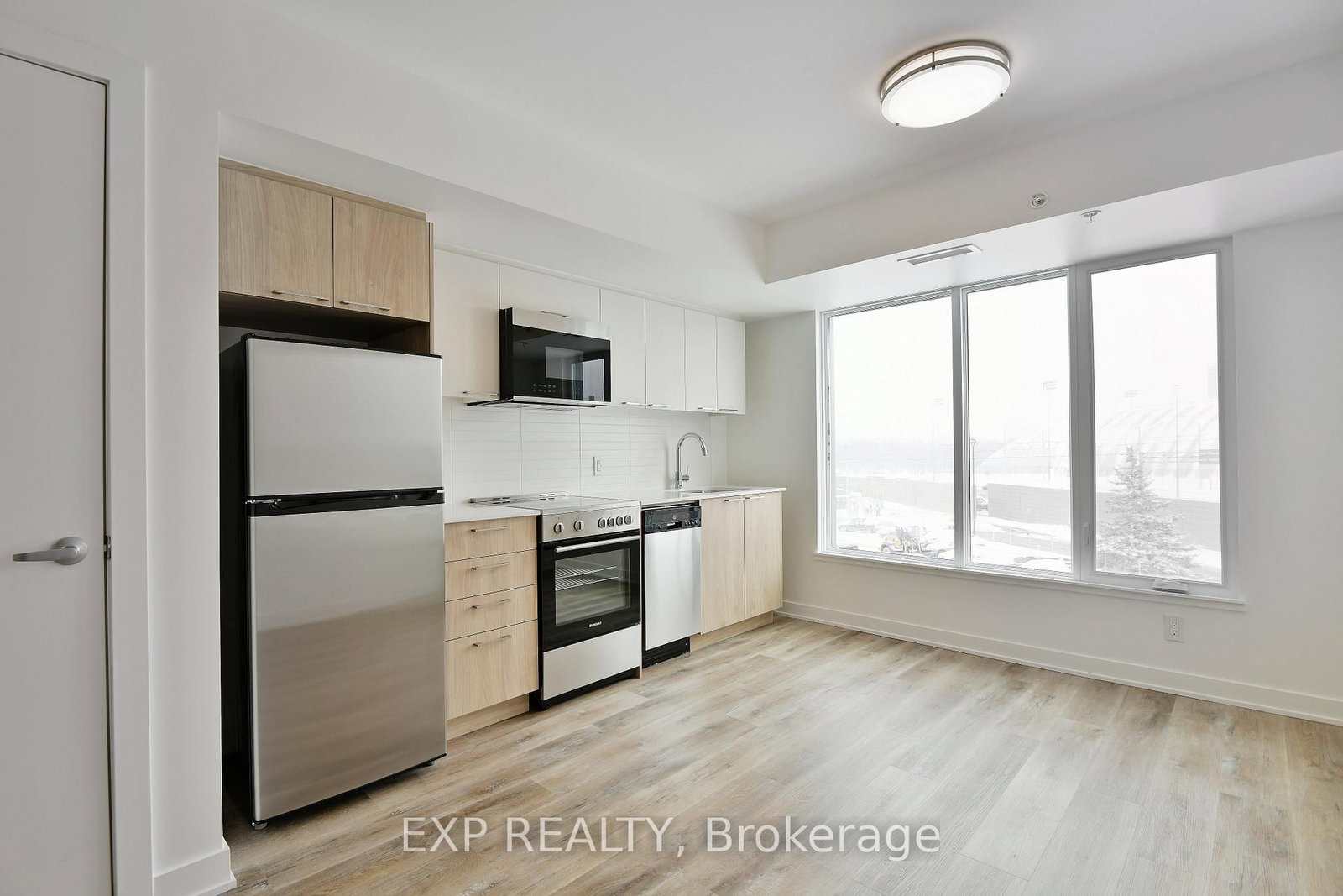 134 ROBINSON Avenue, Unit 302 - Photo 7