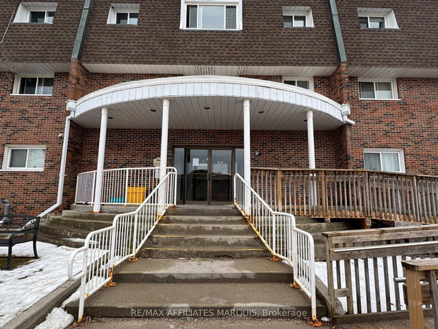 305 - 845 Kyle Court