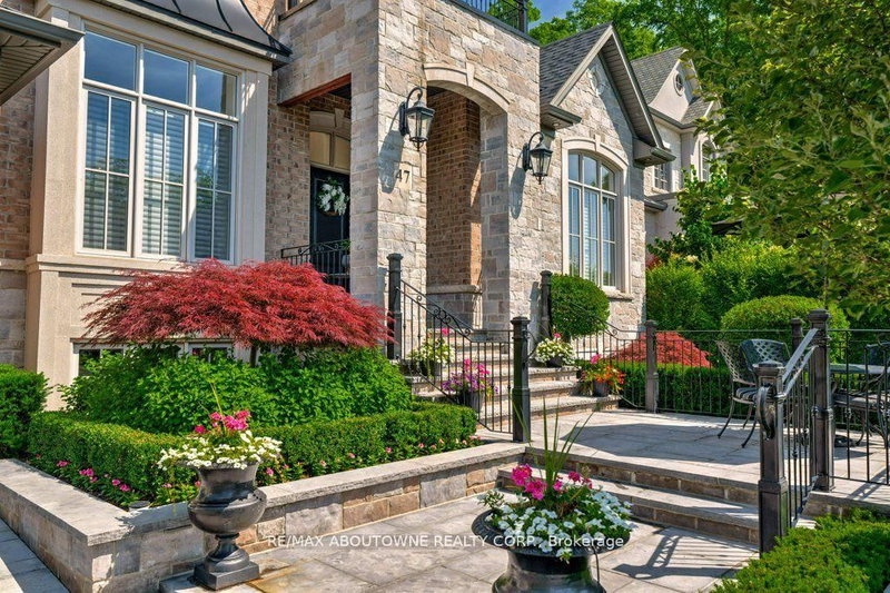 47 Legacy Lane, Hamilton, L9G 0G2 | Image 3