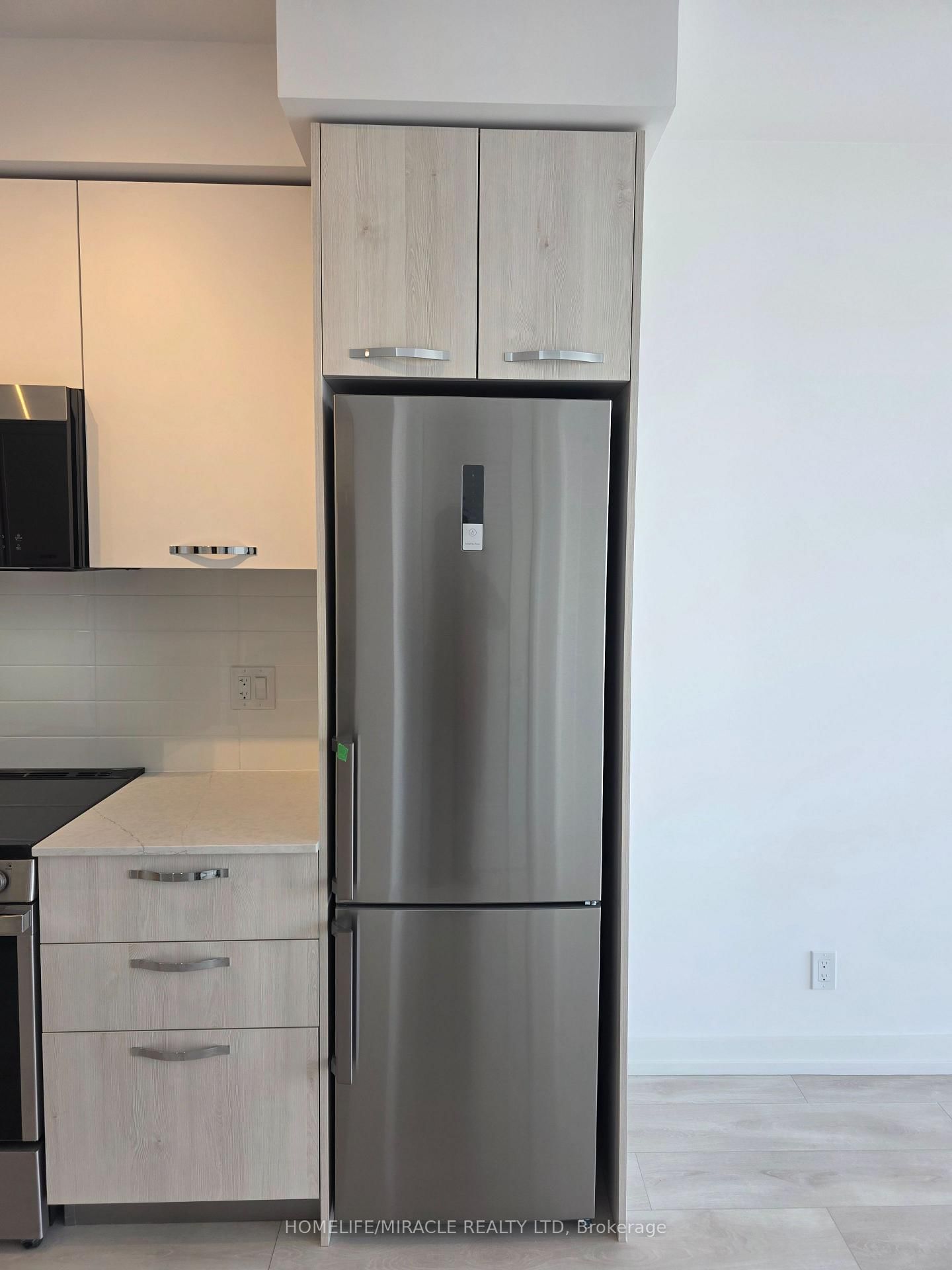 75 James Street S, Unit 3004 - Photo 10