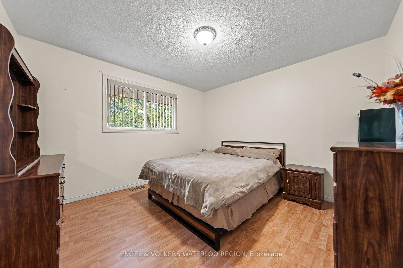152 Kinzie Avenue - Photo 19