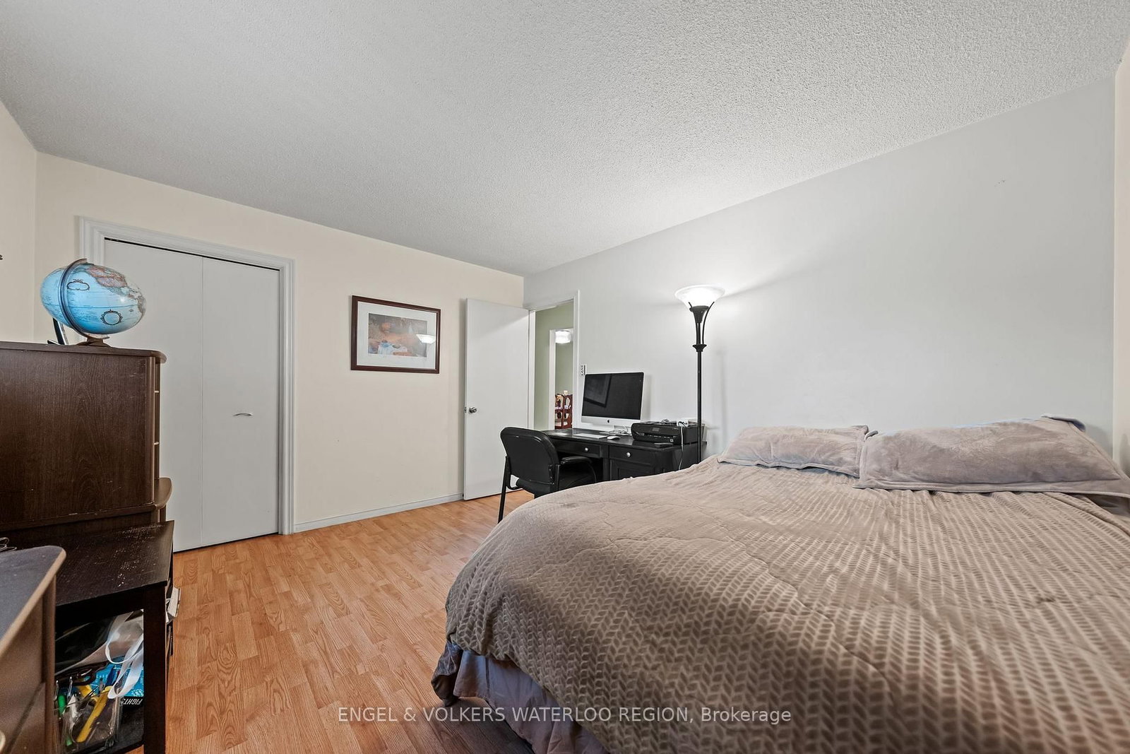152 Kinzie Avenue - Photo 21