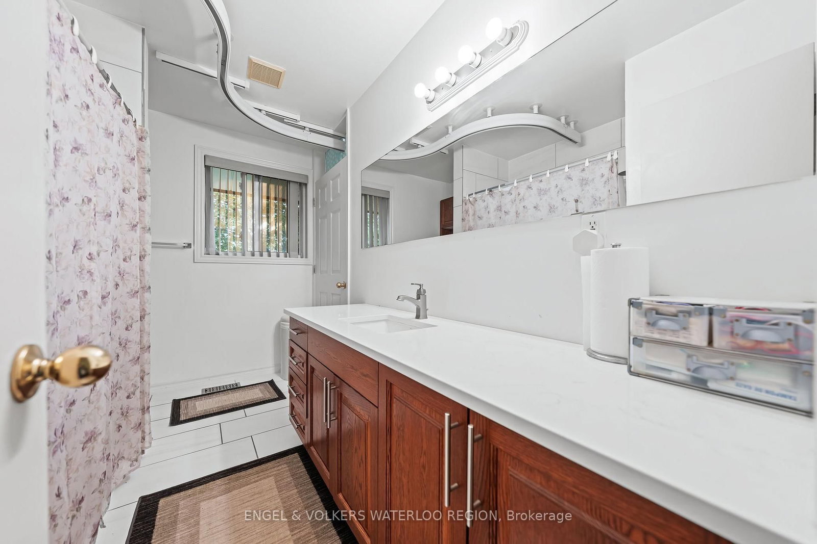 152 Kinzie Avenue - Photo 22