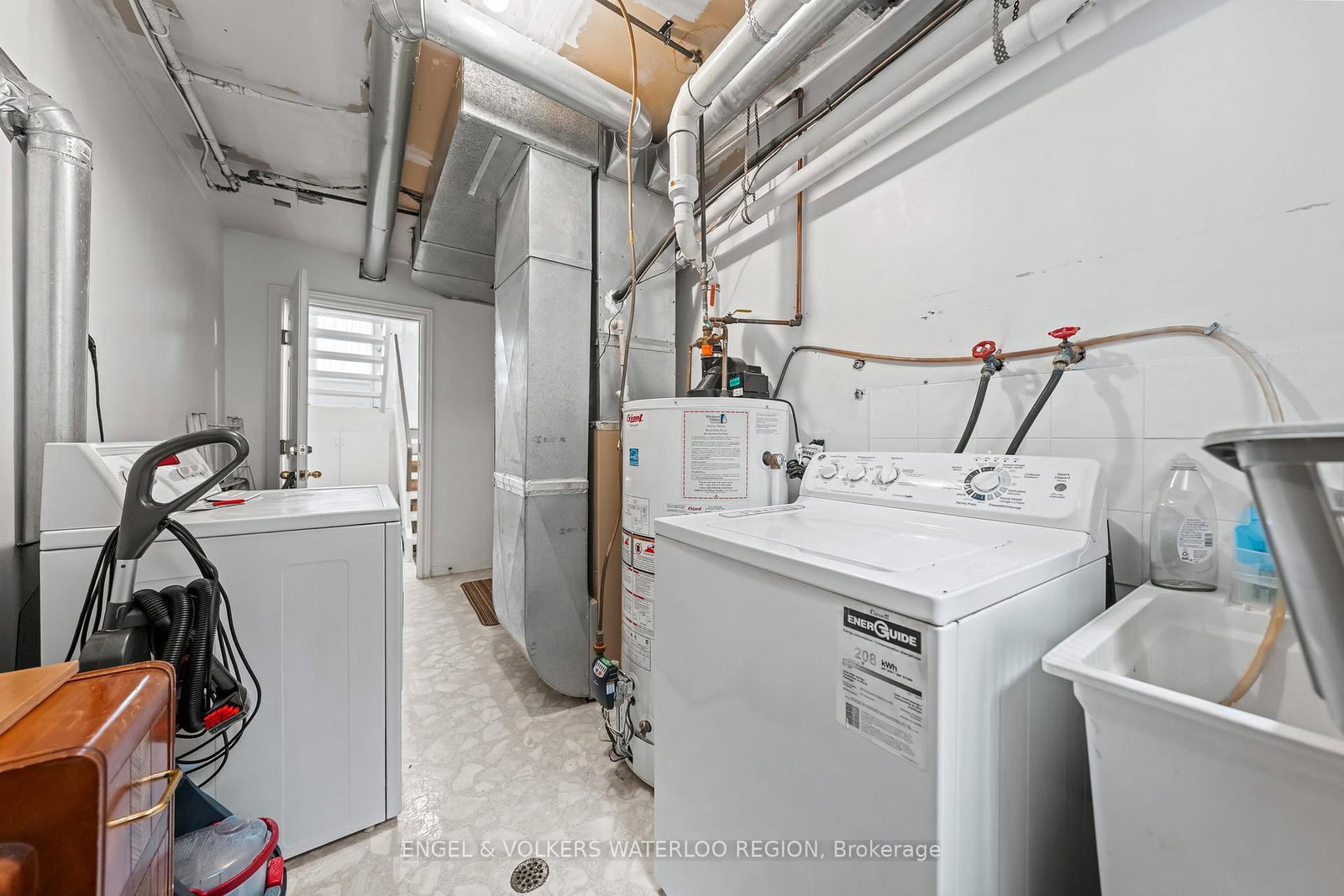 152 Kinzie Avenue - Photo 27