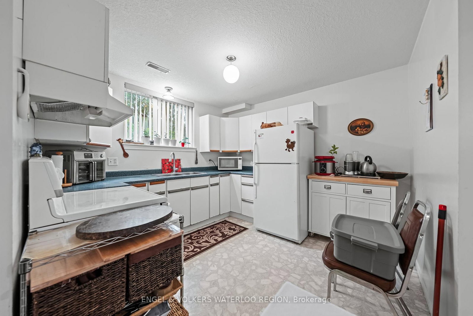 152 Kinzie Avenue - Photo 35