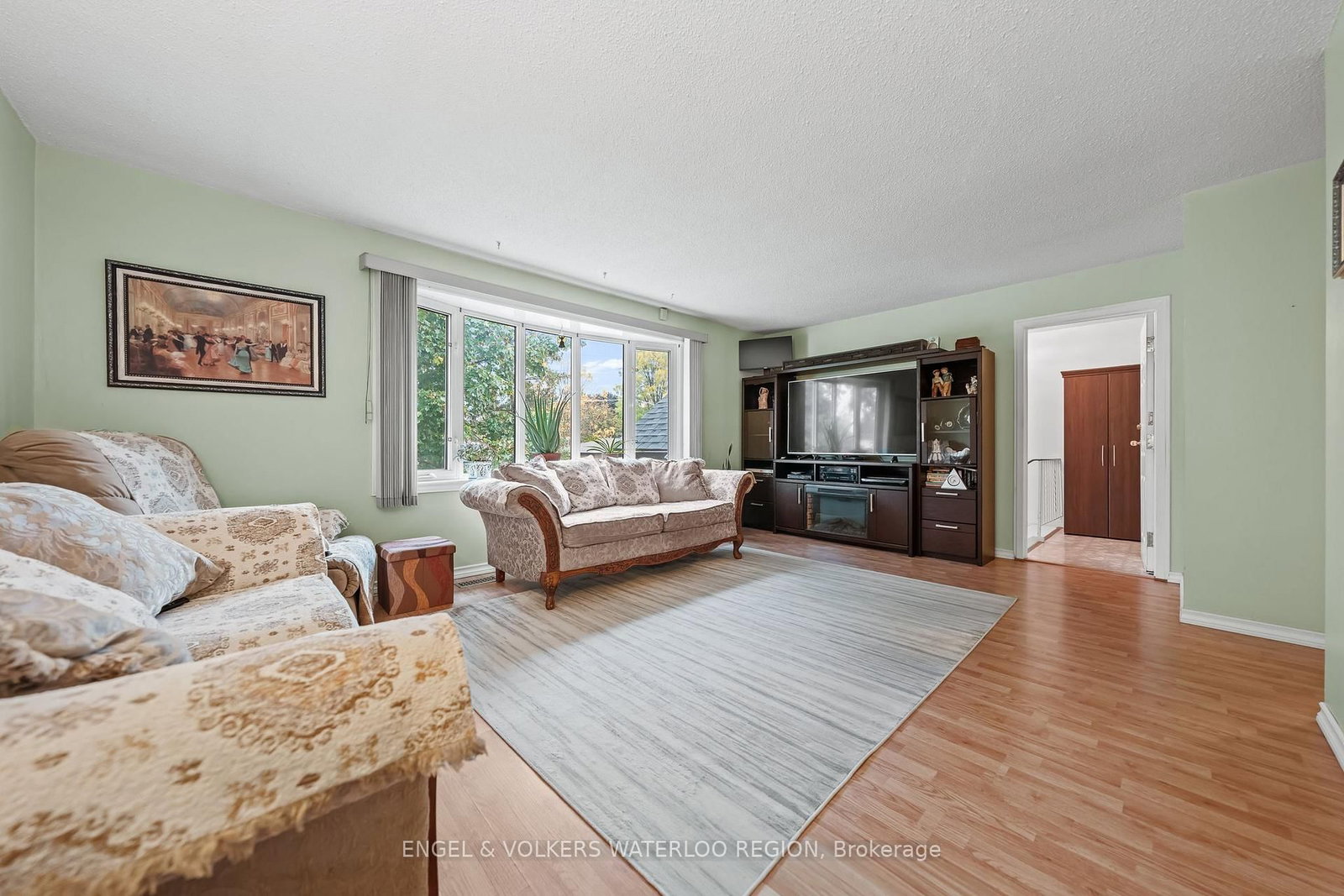 152 Kinzie Avenue - Photo 9