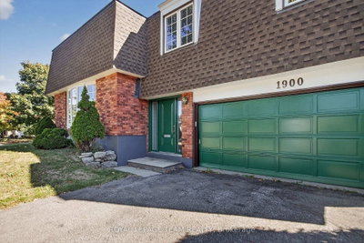 1900 Southampton Court • Ottawa, ON photo 3