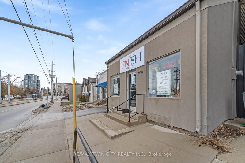 938 KING St W, Kitchener, N2G 1G4 | Image 2