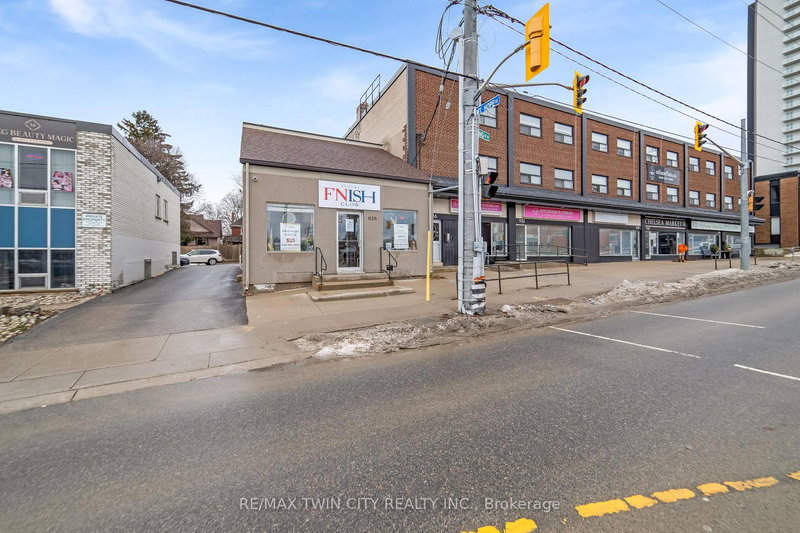 938 KING St W, Kitchener, N2G 1G4 | Image 3