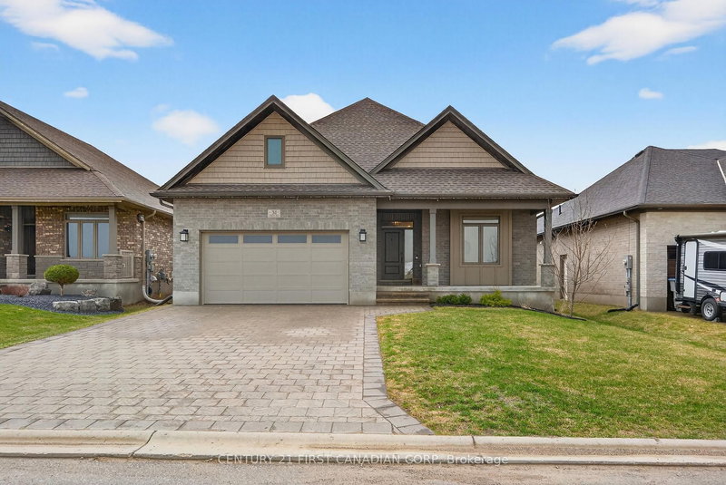 31 Lindsay Cres, Strathroy-Caradoc, N7G 0G5 | Image 2