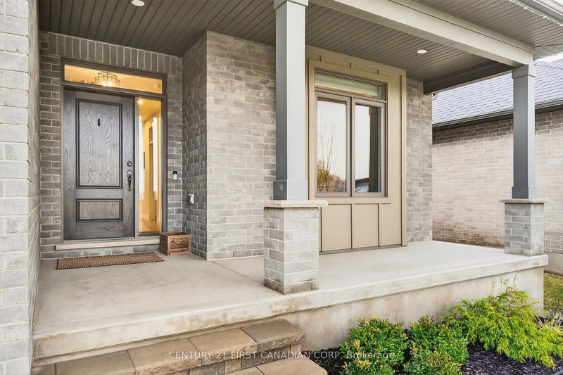 31 Lindsay Cres, Strathroy-Caradoc, N7G 0G5 | Image 3