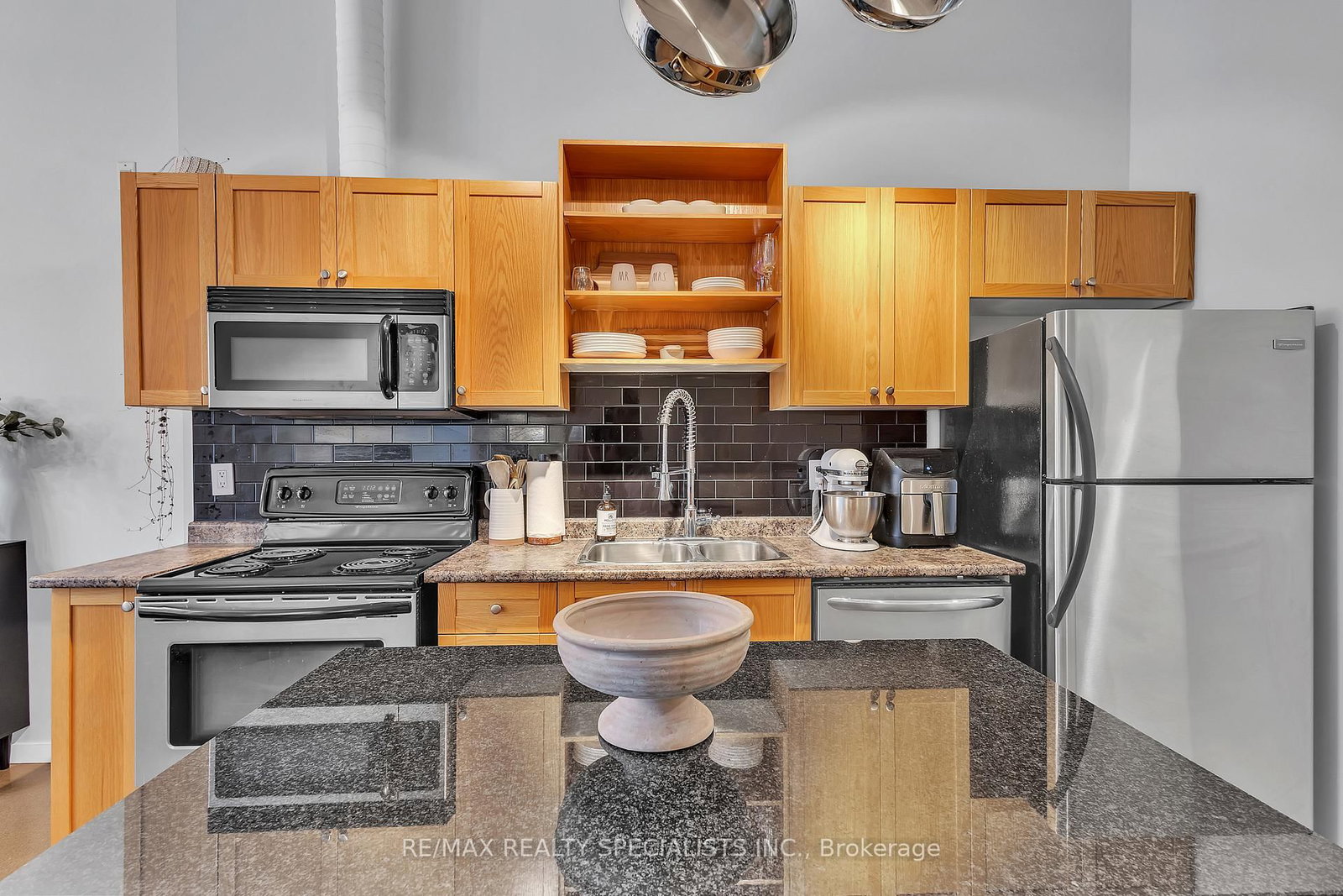 410 King Street W, Unit 216 - Photo 16