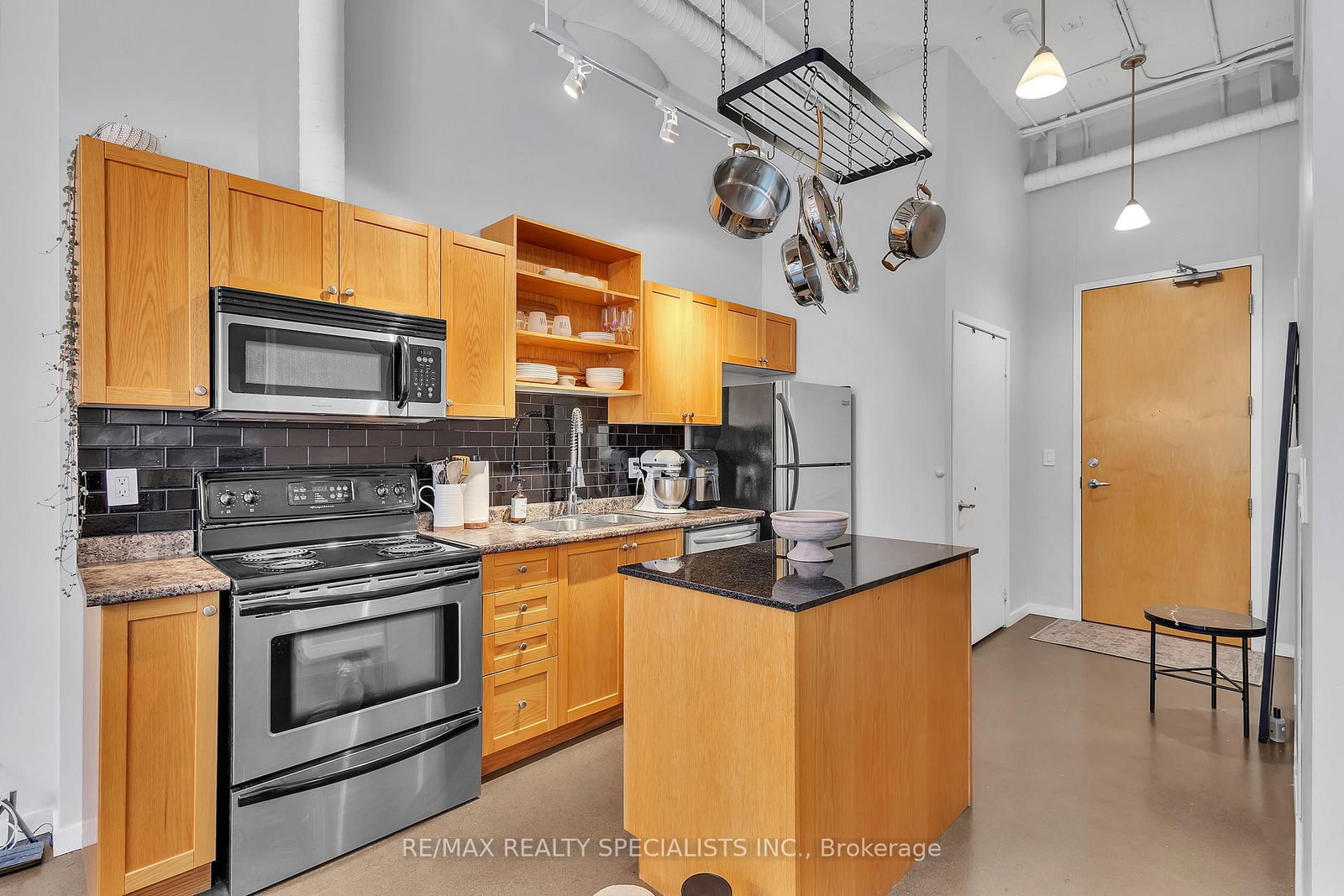 410 King Street W, Unit 216 - Photo 17