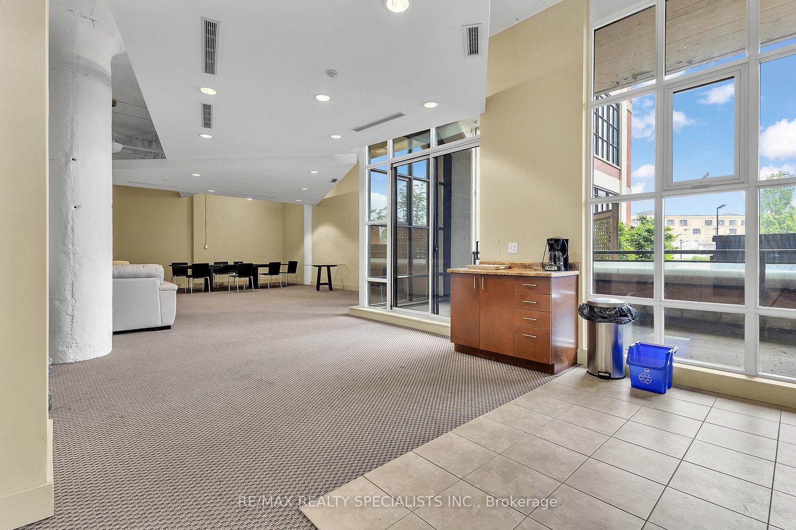 410 King Street W, Unit 216 - Photo 26