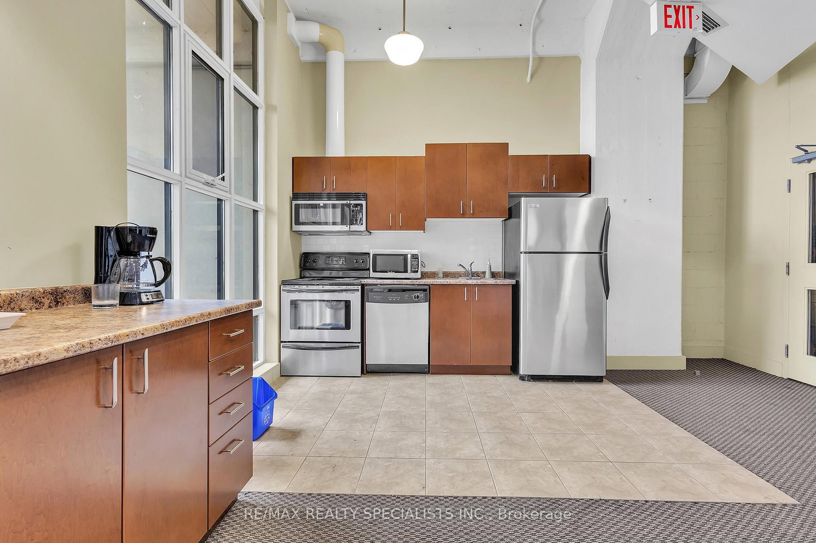 410 King Street W, Unit 216 - Photo 27