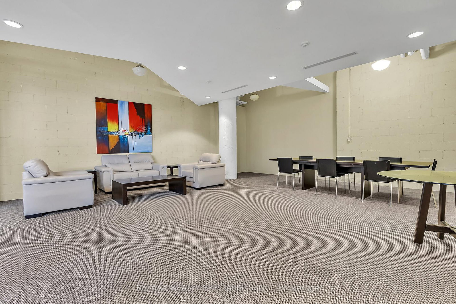 410 King Street W, Unit 216 - Photo 29